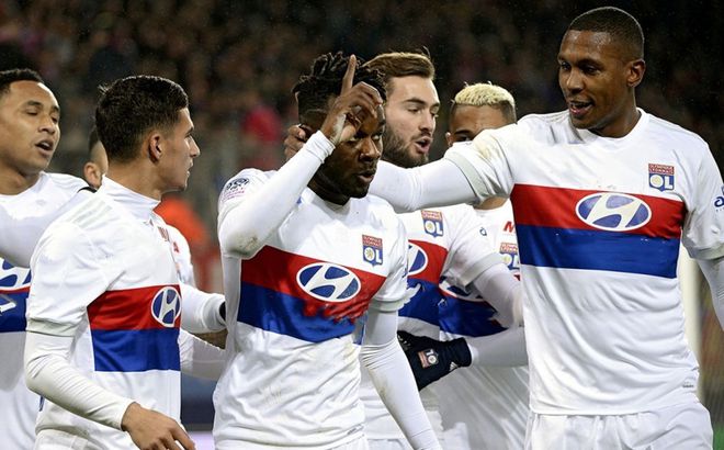 马赛后防线漏洞百出，法甲冠军梦想渐行渐远的简单介绍