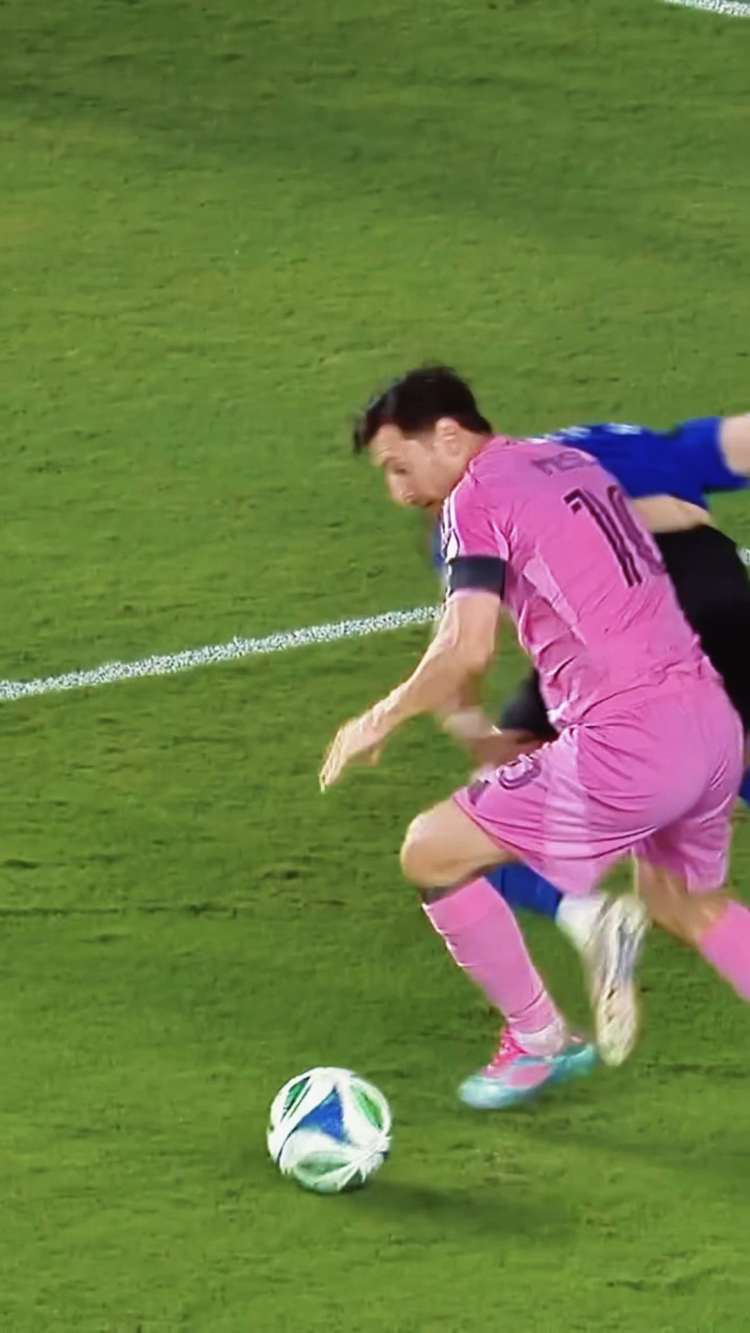 克罗地亚碾压英格兰，苏亚雷斯关键制胜的简单介绍