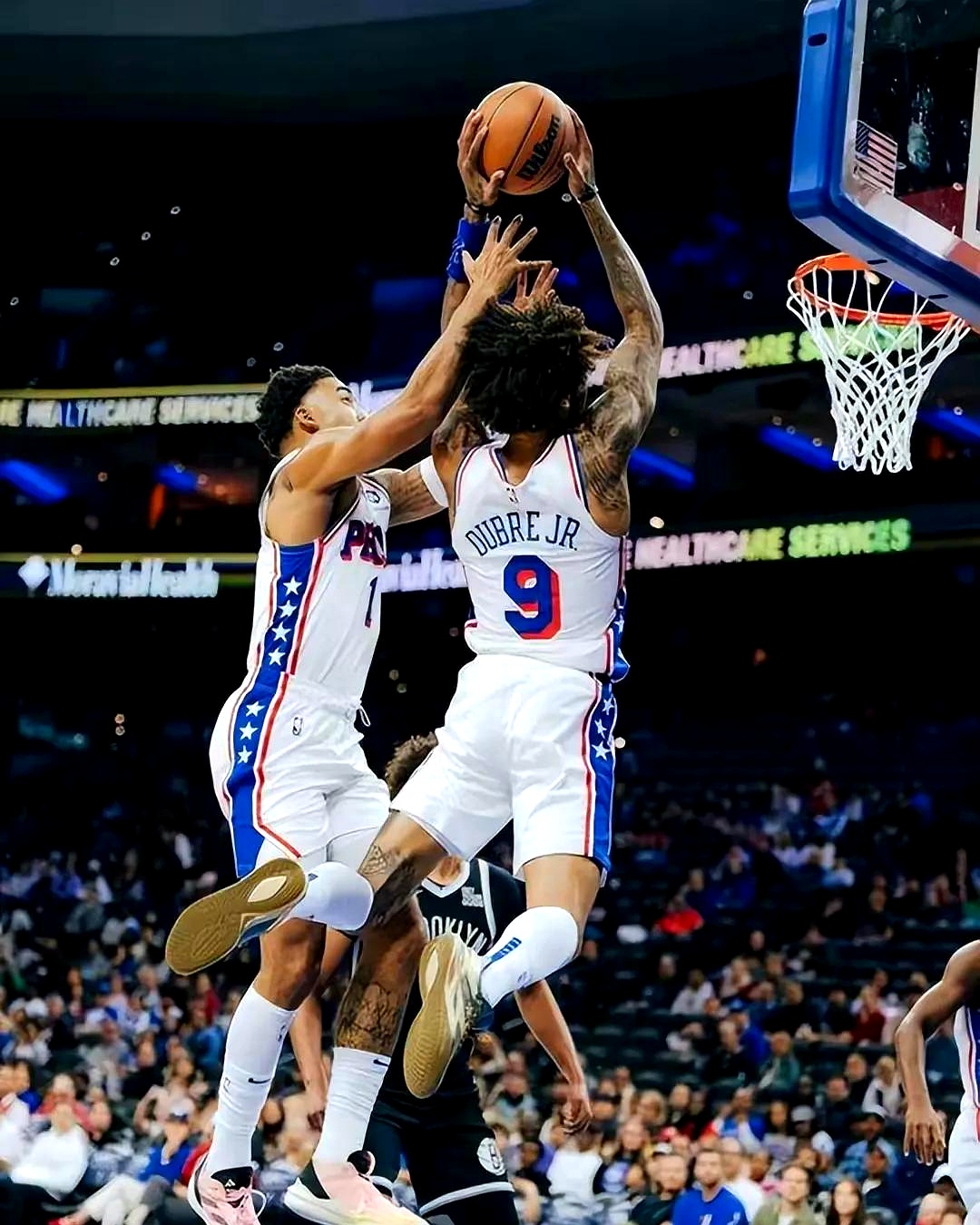 篮网血洗奇才，布拉德利制霸全场的简单介绍