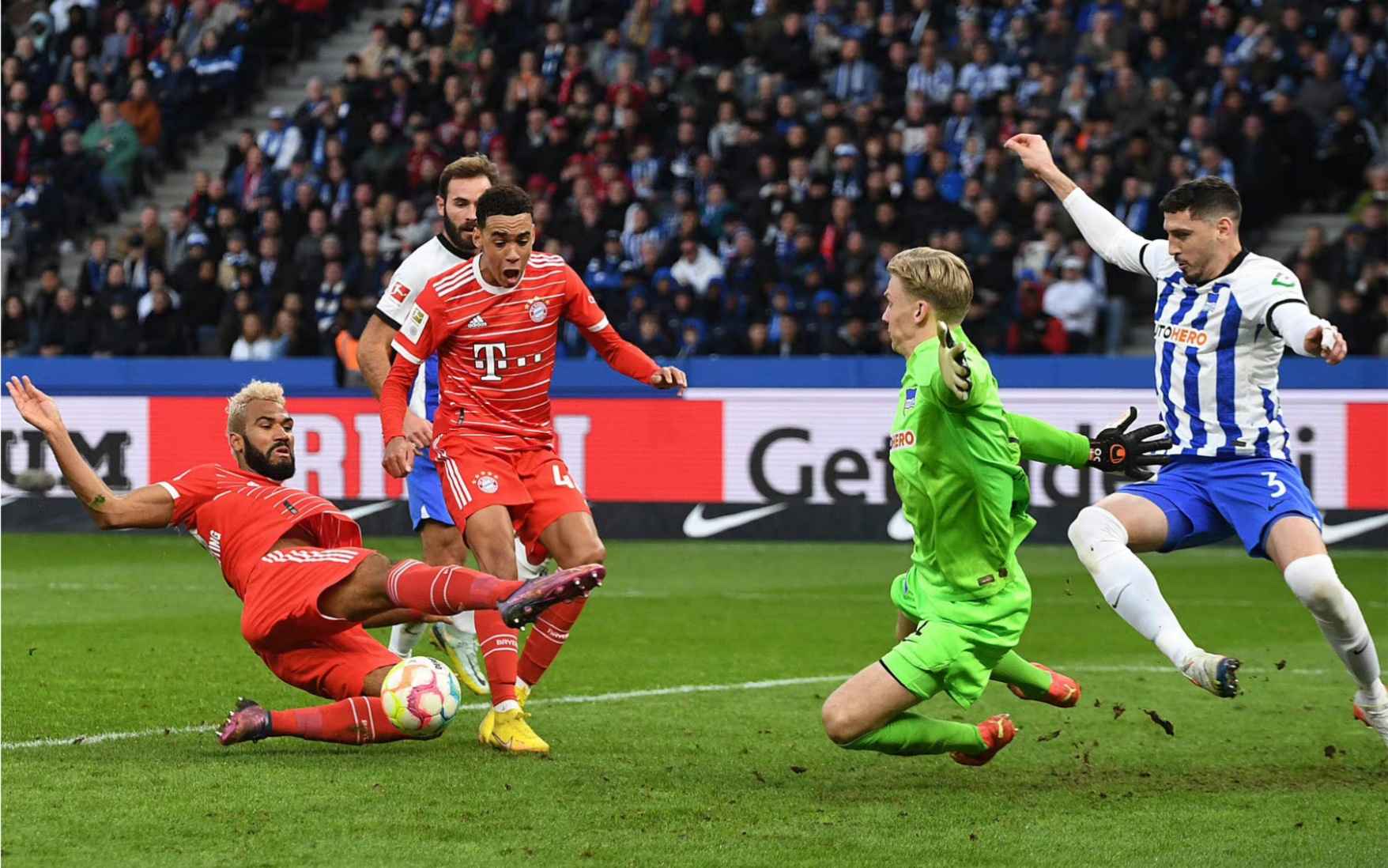 柏林赫塔主场不敌对手,战绩受挫 柏林赫塔主场不敌对手,战绩受挫