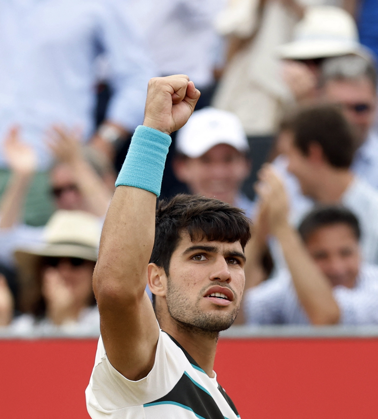 美国网球队爆冷德国网球队，阿尔卡拉斯惊艳世界的简单介绍