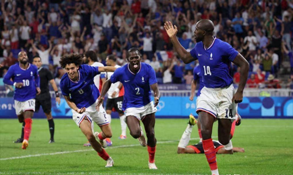 法国足球队再次获得冠军