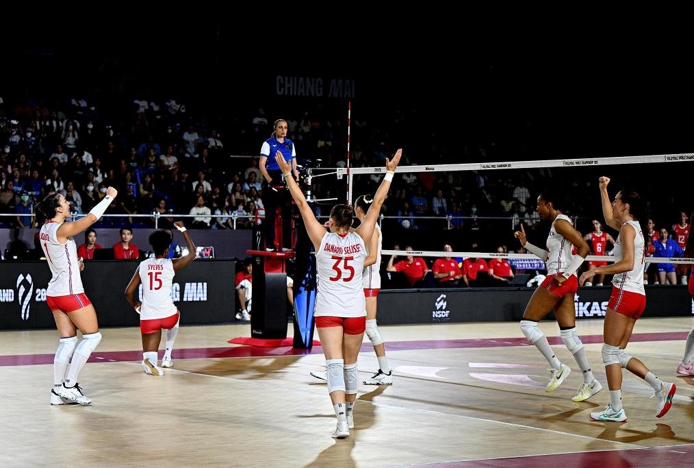 法国队轻取韩国队，陈雨菲关键制胜的简单介绍