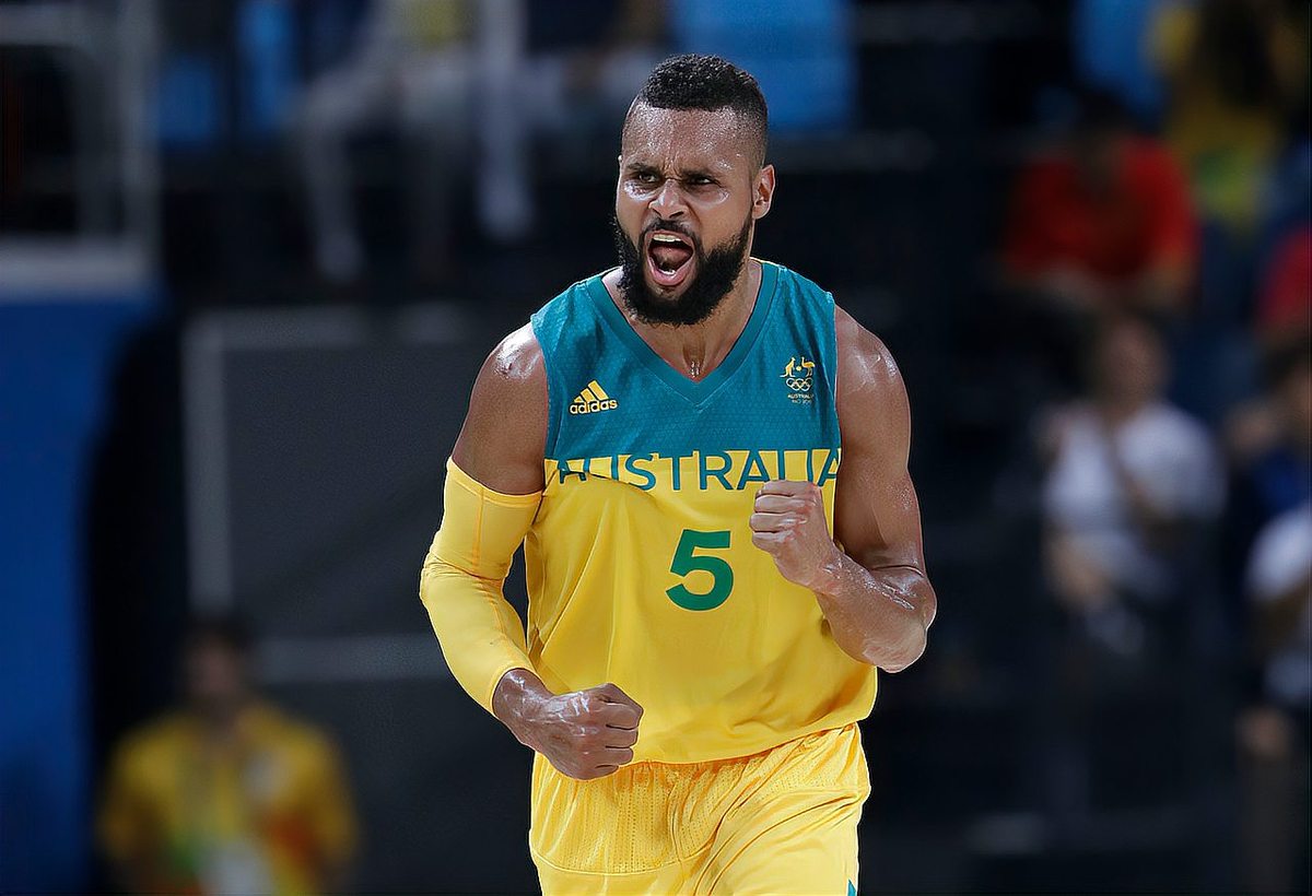 凯尔特人鏖战法国男篮，锡安三分雨点燃全场的简单介绍