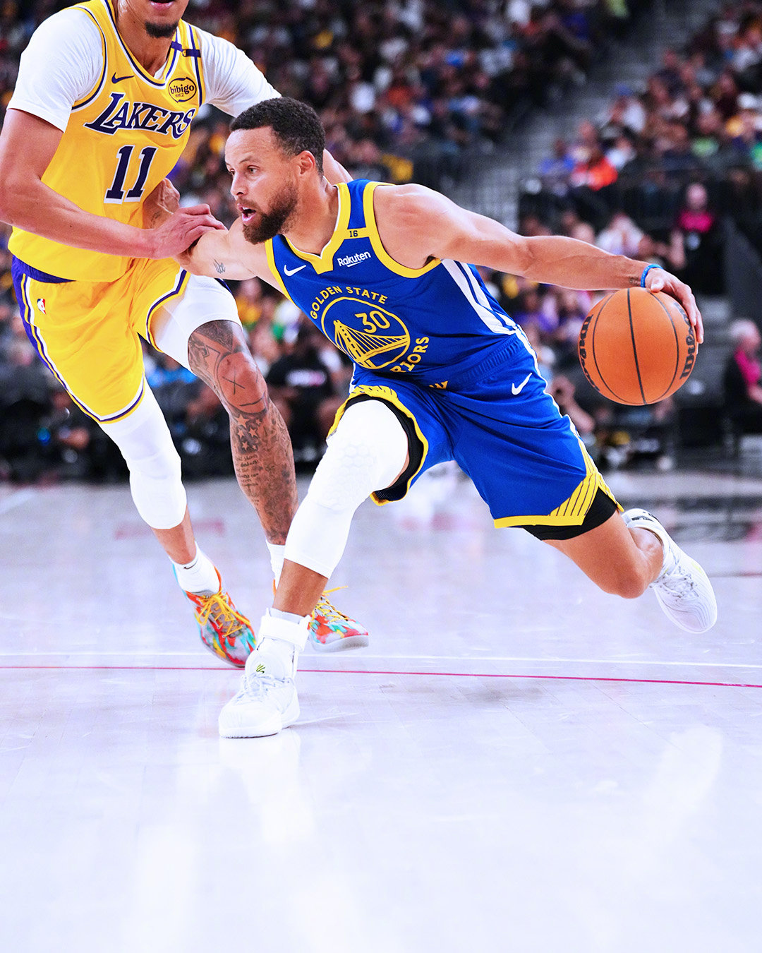 勇士B队力克菲律宾男篮,克莱关键制胜的简单介绍 勇士B队力克菲律宾男篮,克莱关键制胜的简单介绍