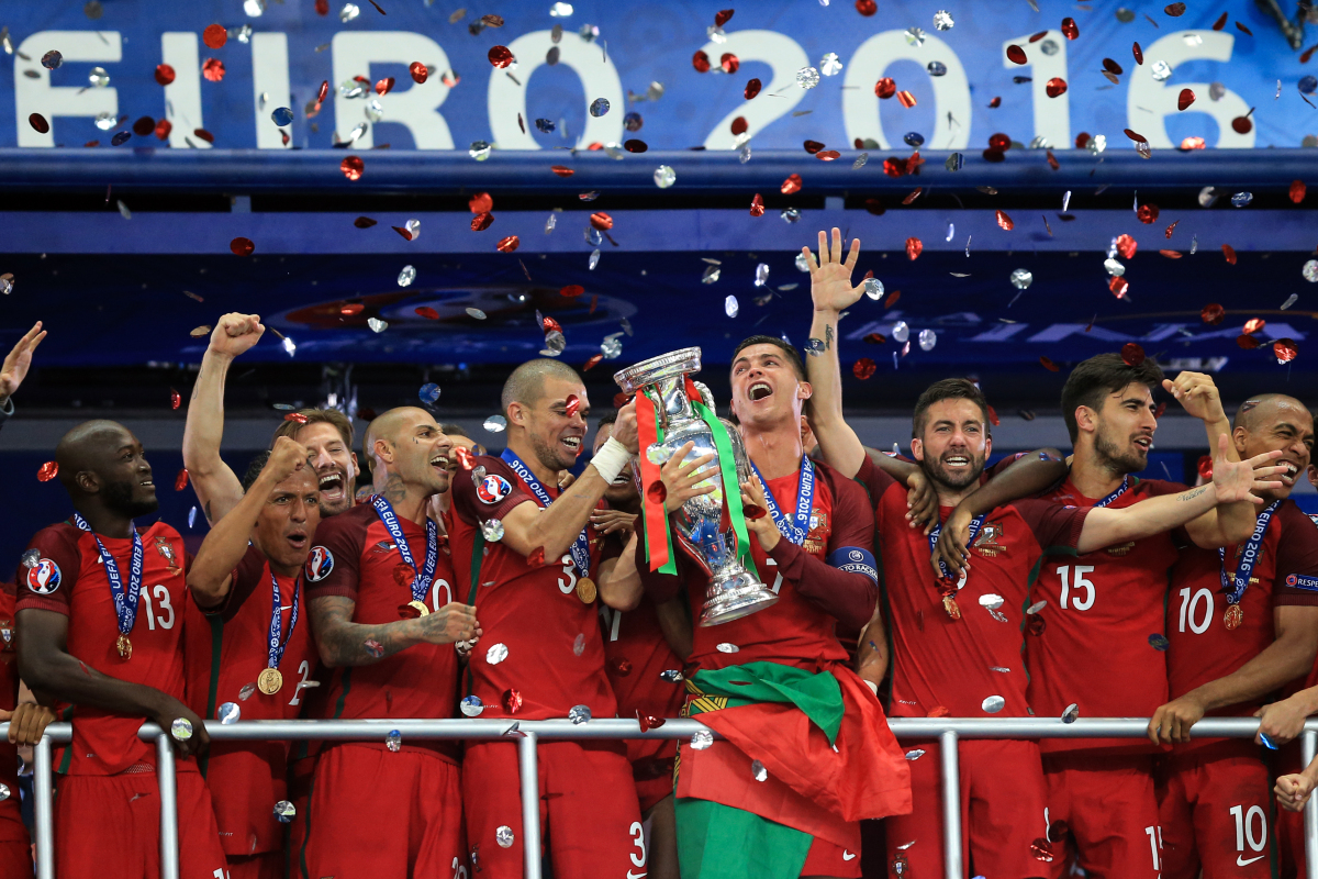 包含波兰险胜葡萄牙,弗拉霍维奇制霸全场的词条 包含波兰险胜葡萄牙,弗拉霍维奇制霸全场的词条