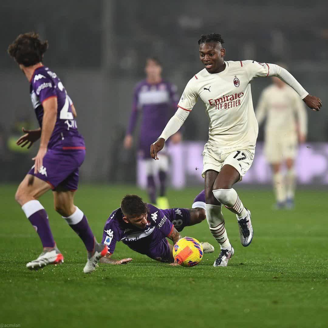 乌拉圭鏖战秘鲁，弗拉霍维奇打破历史纪录