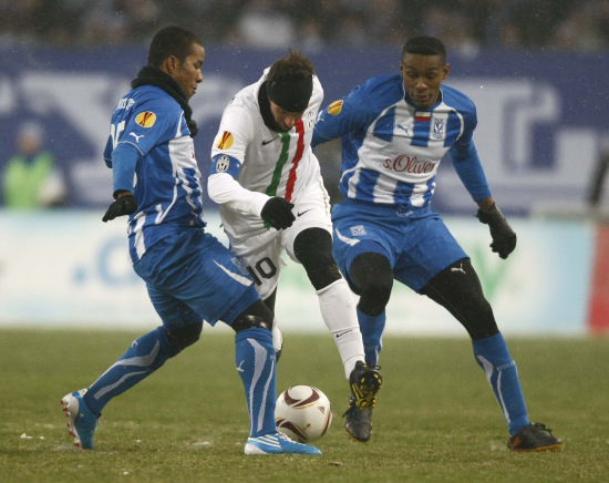 波兰险胜尤文，托尼点燃赛场的简单介绍