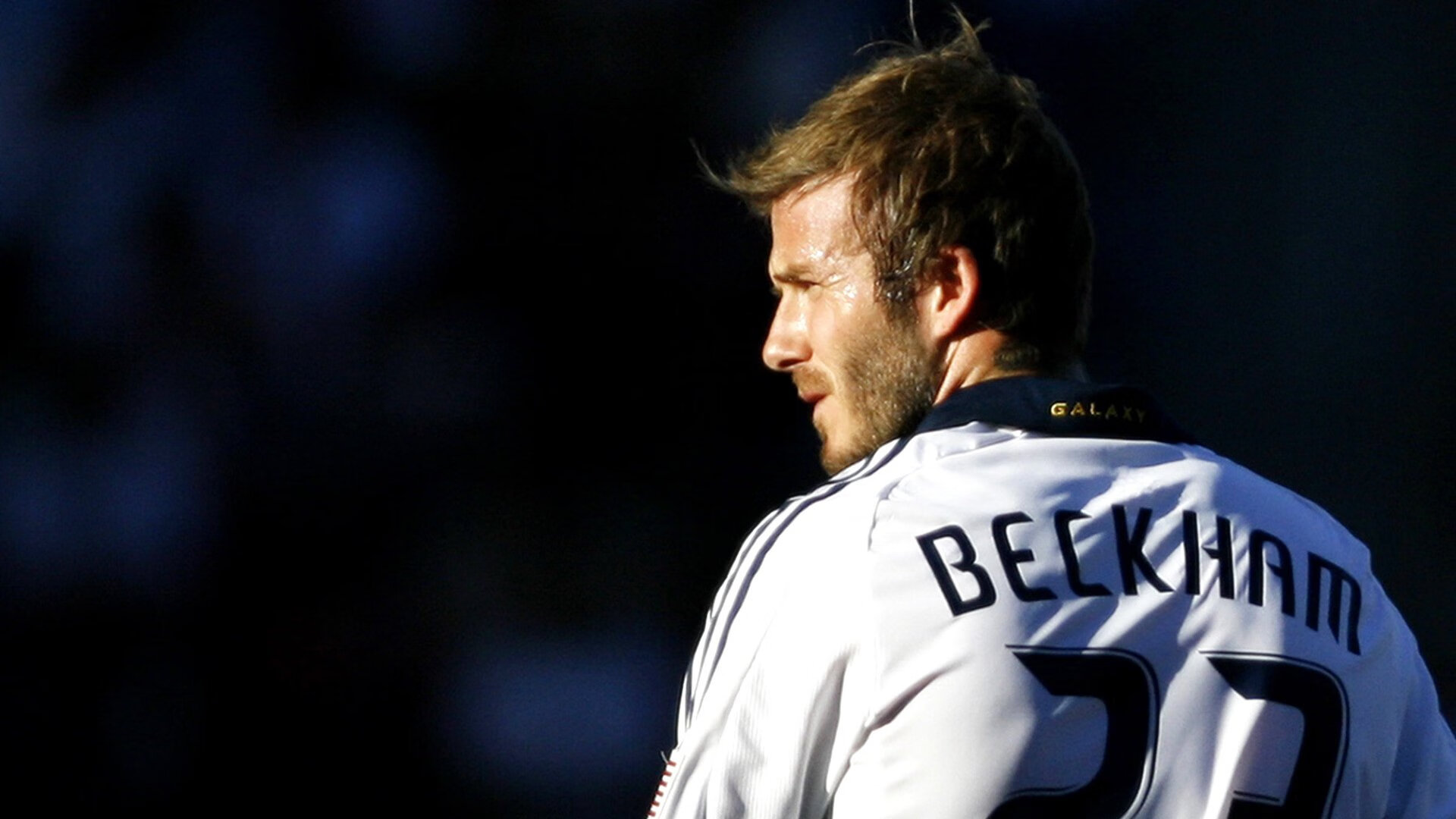 老鹰展翅破金,东契奇封神之战,一场定义冠军基因的硬仗