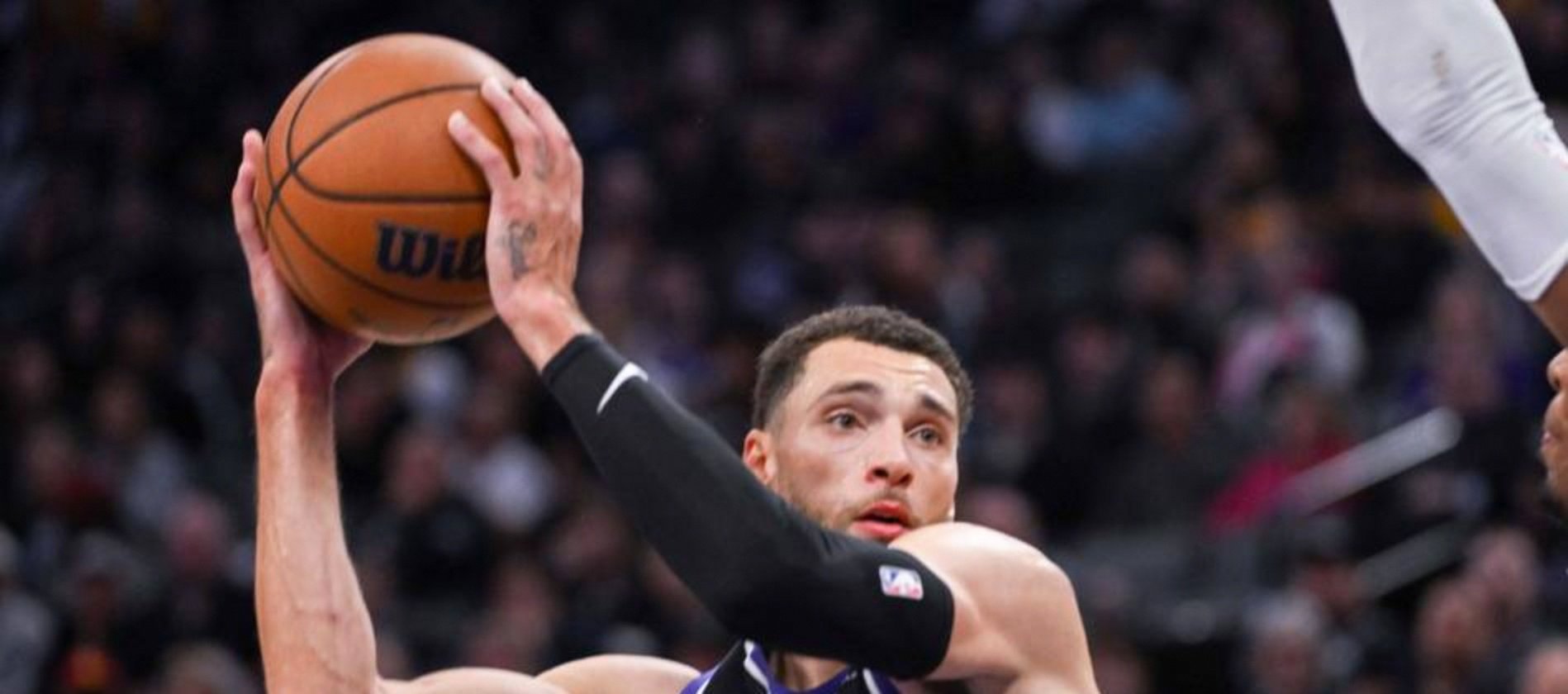 灰熊绝杀江苏队,拉文刷新纪录的简单介绍 灰熊绝杀江苏队,拉文刷新纪录的简单介绍